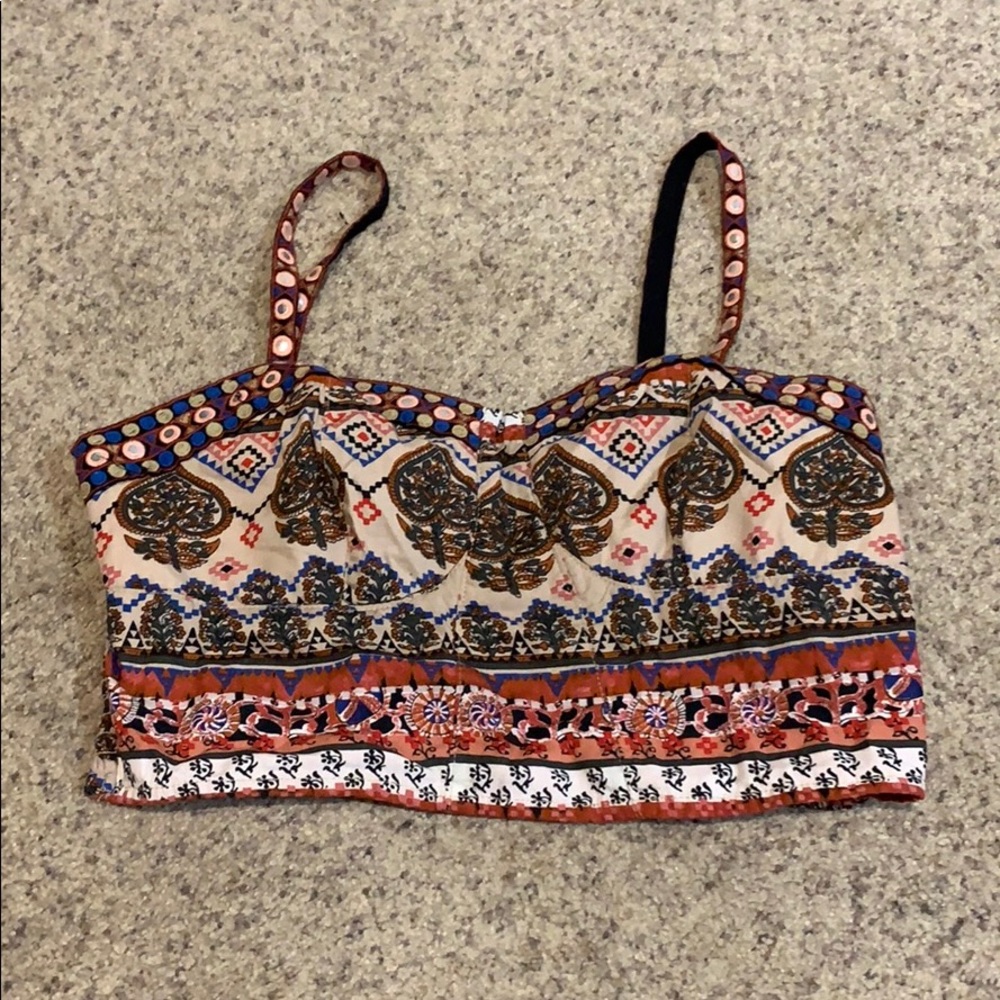 tiki pattern top